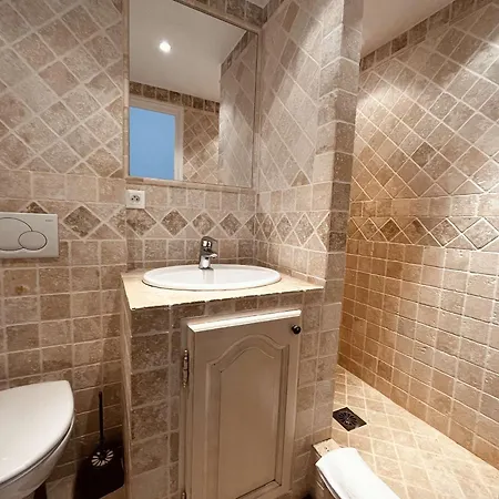 Feriehus Maison Renovee Climatisee Avec Wi-fi Et Double Terrasse - Fr-1-868-10 Grimaud